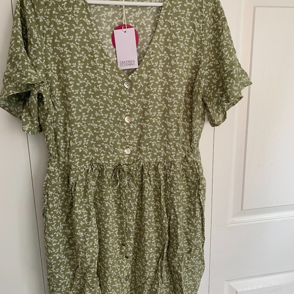 Ghanda Floral Dress - Picture 2 of 5